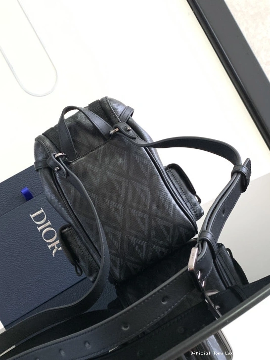 Tony Luxuries Hit Road-17.55*18.5*9CM diro The 0716